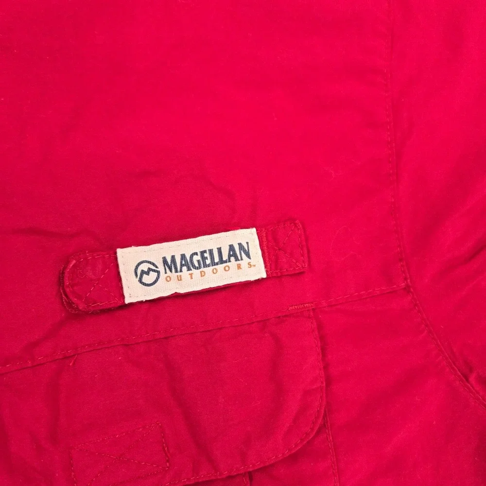 Magellan Sportswear size large